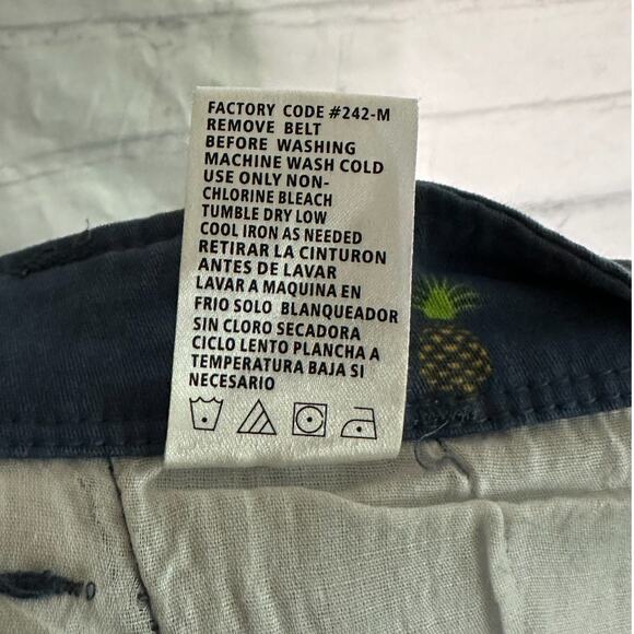 Plugg Men’s Blue Shorts with Pineapples, Size 46 - Picture 6 of 6